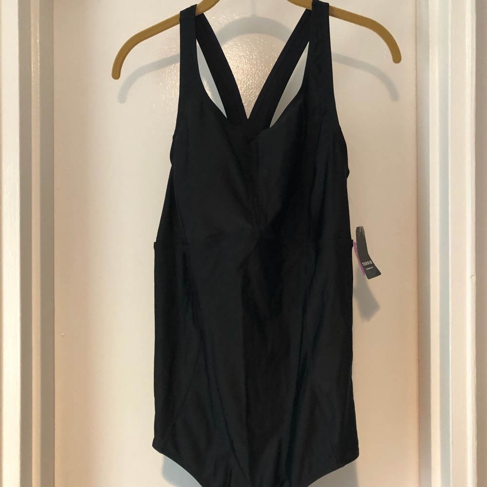 NWT Torrid active swimsuit